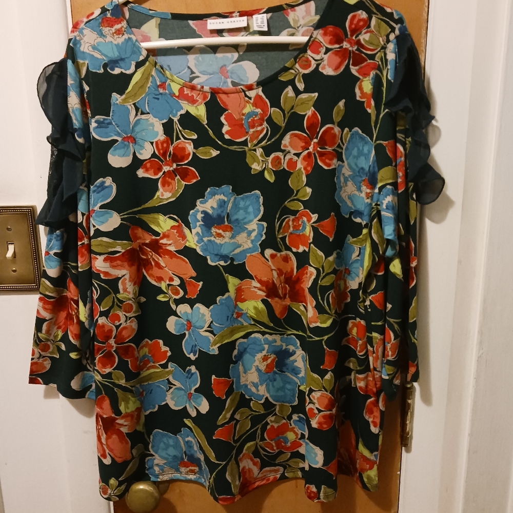 Women's Top